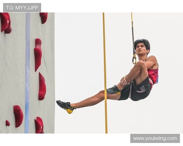 杭州攀岩队与成都攀岩队赛后复盘分析灵活性表现与战术对比